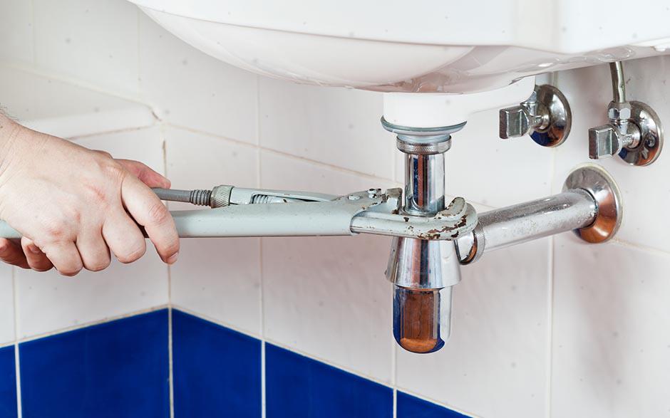 cherche plombier Levallois-Perret